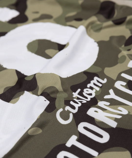 Maria-riding-jersey-jungle-cat-back-close-up-print