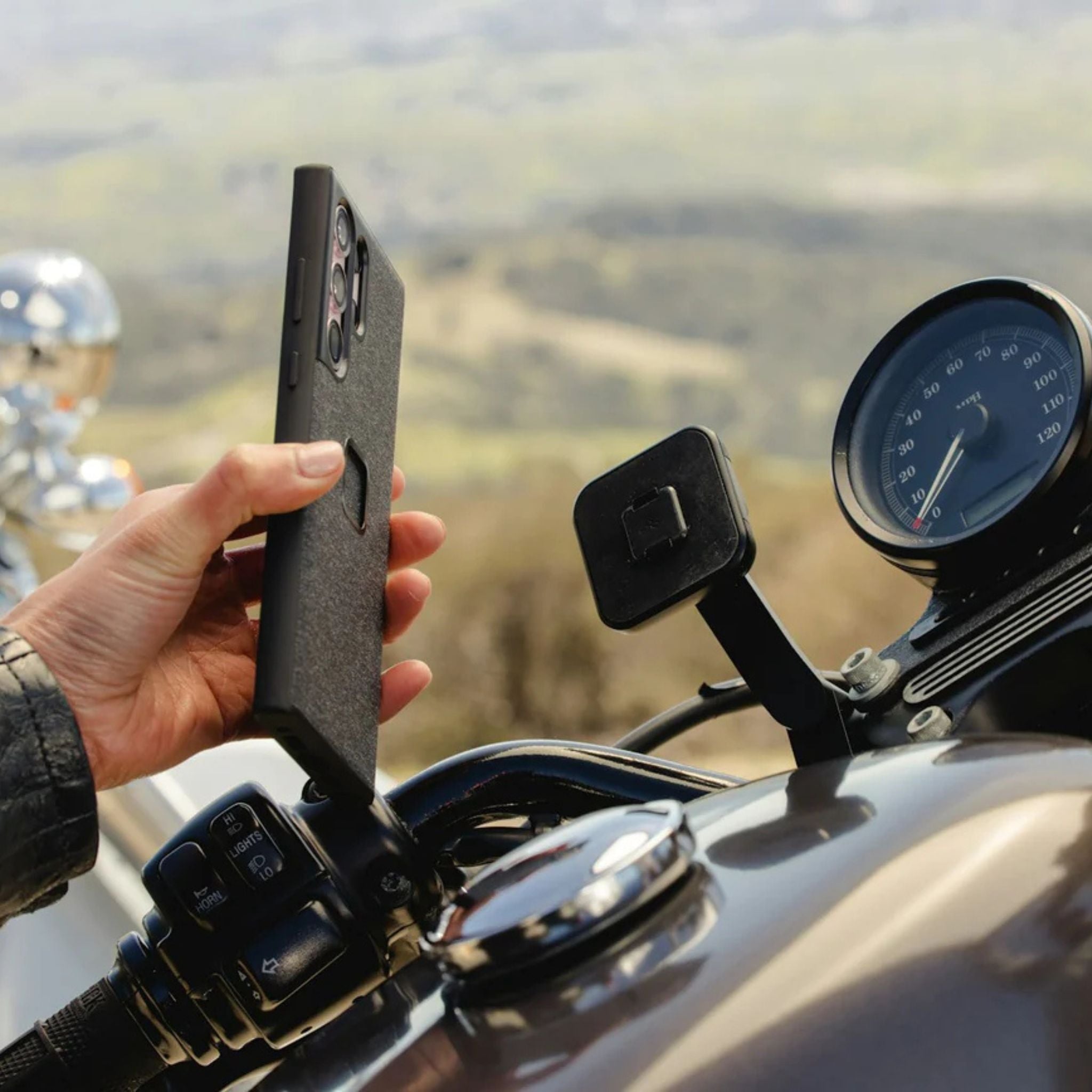 Peak Design Motorcycle Phone Mounts & Cases