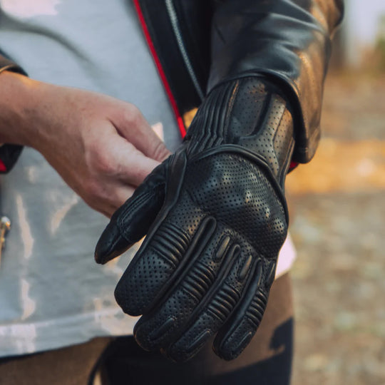 Goldtop - Silk Lined Predator Gloves - Black