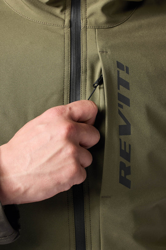 Close-up of REV'IT! Traffic 2 H20 Jacket - Tarmac, Front pocket