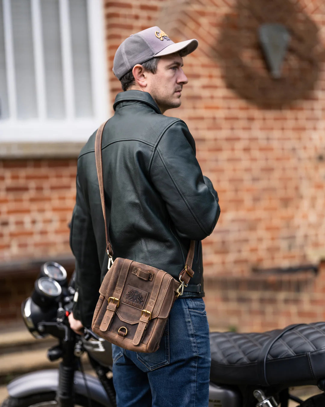 Goldtop - Leather Tank Bag - Large - Tobacco