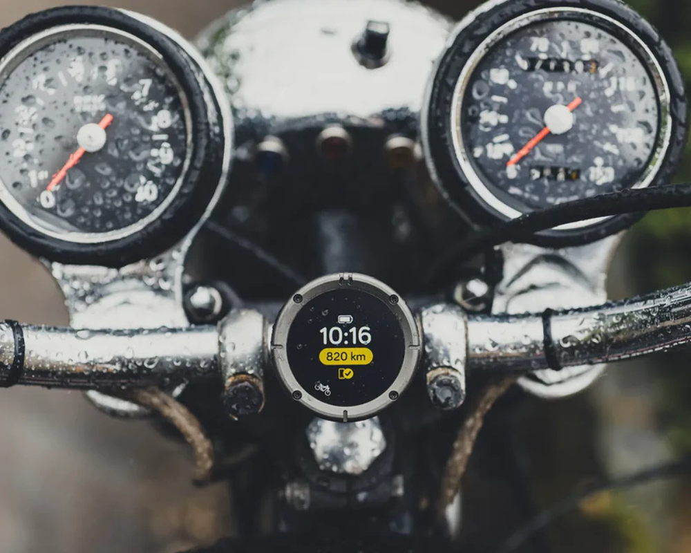 Beeline Motorcycle navigation system fitting at Machinehead Moto Workshop