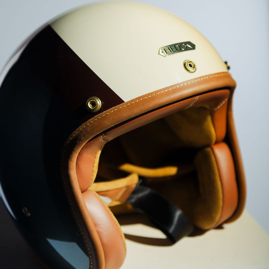 Front right side view of Hedon Hedonist Helmet - Eastwood 