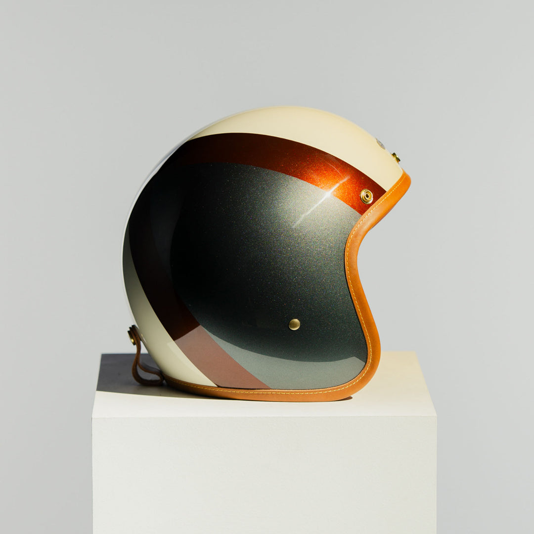 Right side view on Hedon Hedonist Helmet - Eastwood 