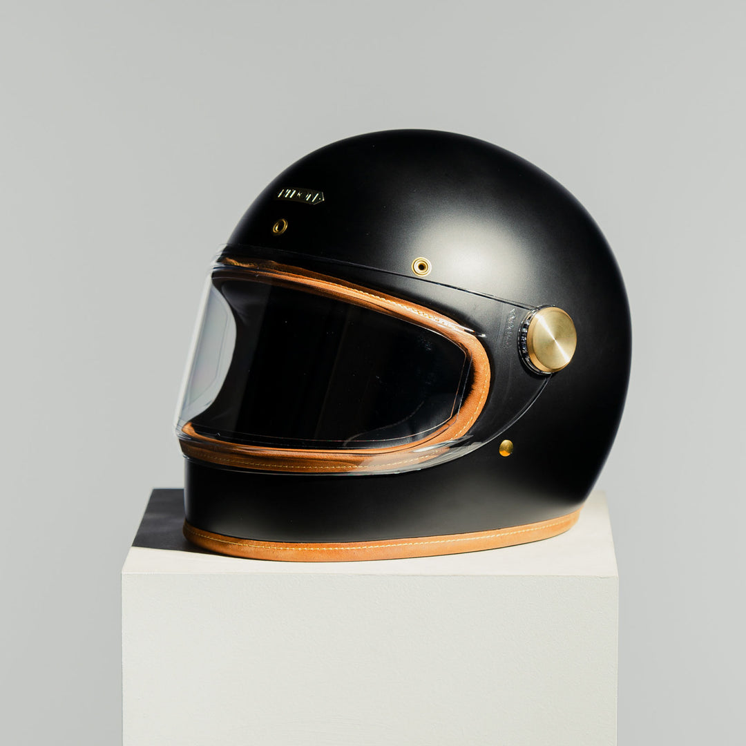 Front Left side view of Hedon Heroine Racer 2.0 Helmet - Stable Black with clear visor closed