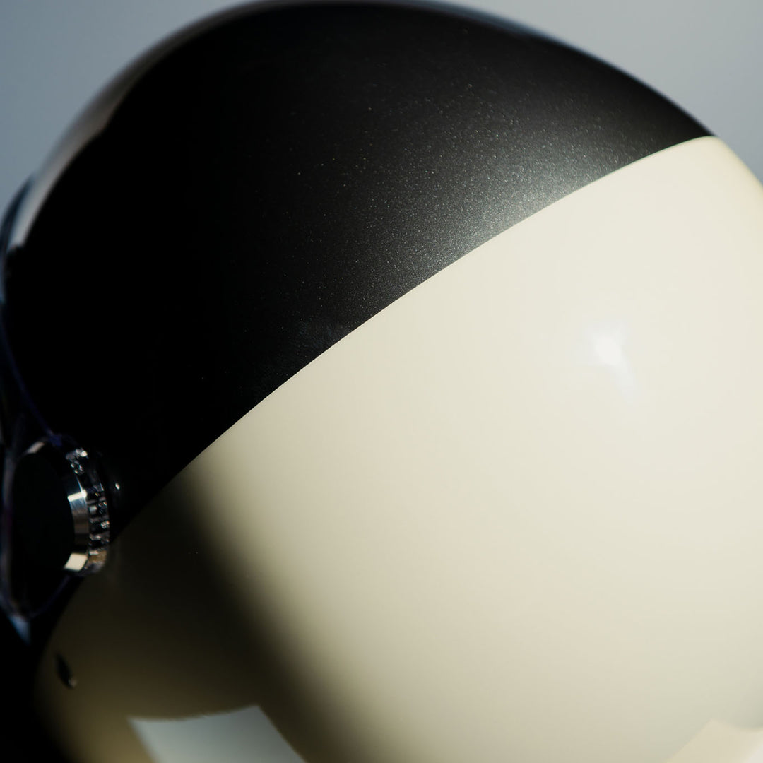 Close-up of the paint finish on the Hedon Heroine Racer 2.0 Helmet – Camelot