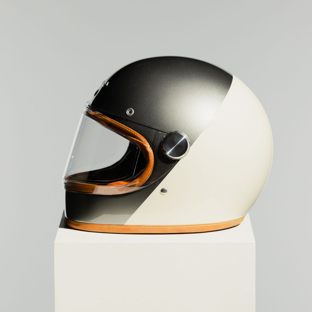 Right side view of the Hedon Heroine Racer 2.0 Helmet – Camelot with clear visor closed