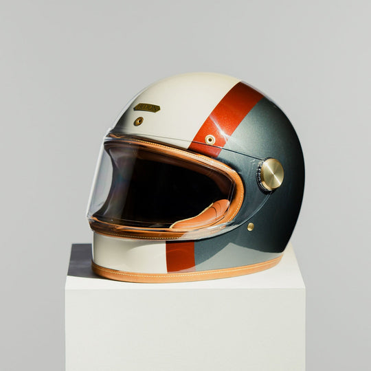 Front Left side view of Hedon Heroine Racer Helmet - Eastwood with clear visor closed 