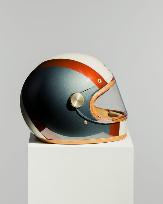 Right side view of Hedon Heroine Racer Helmet - Eastwood with clear visor closed