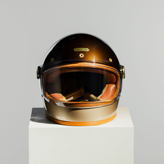 Front view of Hedon Heroine Racer Helmet - Polvo with clear visor closed