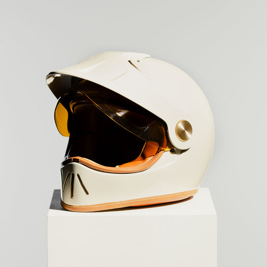 Hedon Psilo Explorer Helmet – Ivory Nomad right front three-quarter view with visor open