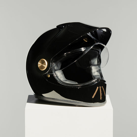 Front right view of Hedon Psilo Explorer Helmet - Signature Black with clear visor open