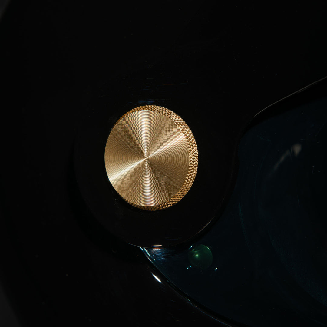 Close-up of visor fixing on Hedon Psilo Explorer Helmet - Signature Black