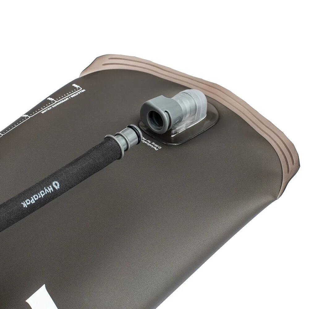 Kriega Hydrapak Reservoir Elite HD 3L hydration bladder close-up with hose connection – Machinehead Moto