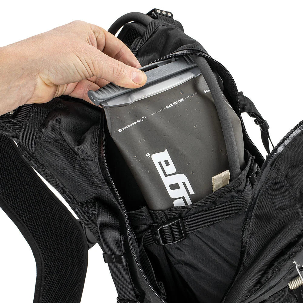 Kriega Backpack R20 with Kriega Hydrapak Reservoir pocket