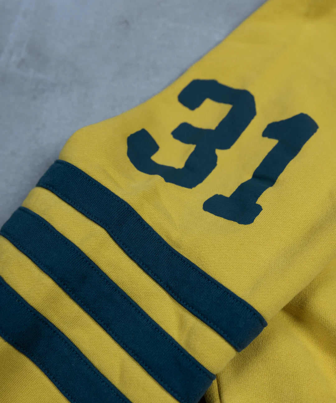 maria-riding-mustrad-yellow-spades-sweatshirt-embroidery-sleeves-print