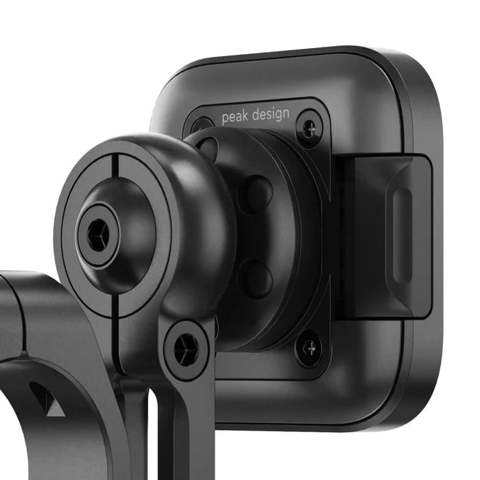 Peak Design motorcycle bar mount non-charging locking mechanism detail