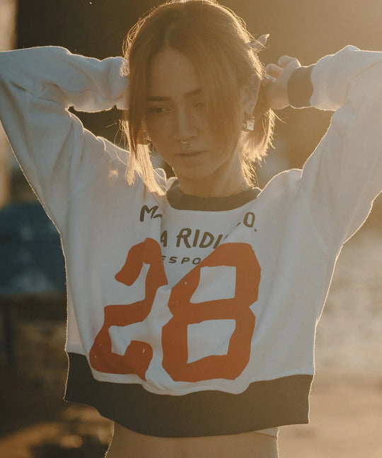 Woman's White Sweatshirt